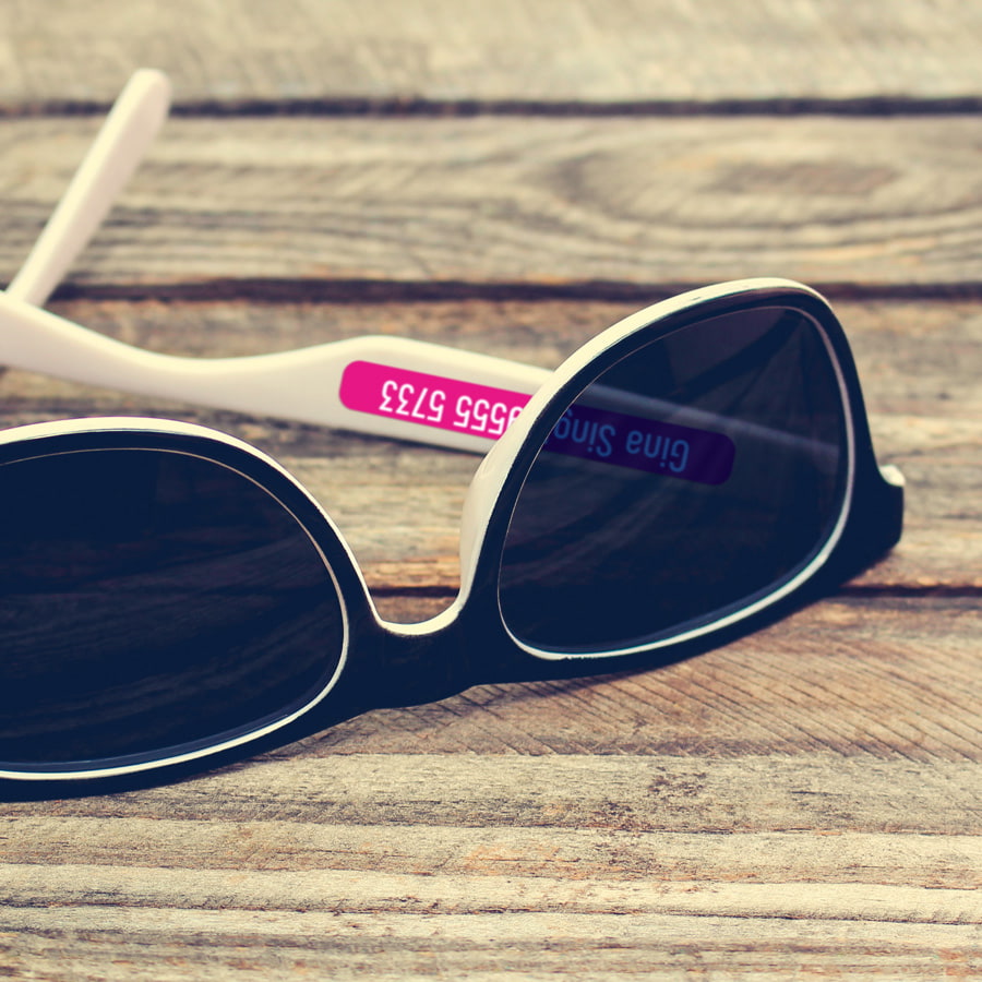 Small customisable stickers for all your objects